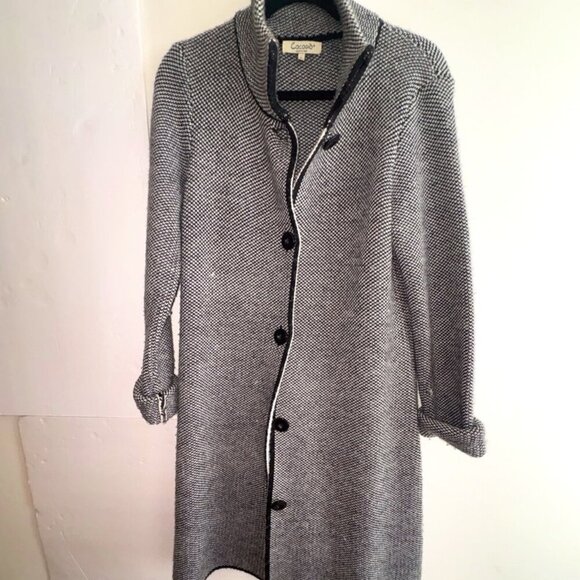 Italian Wool Blend Black White Sweater Overcoat Buttons Classic Timeless Size L - Picture 1 of 10